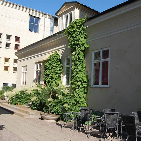 Vandrarhem Uppsala Kungsaengstorg Buitenkant foto